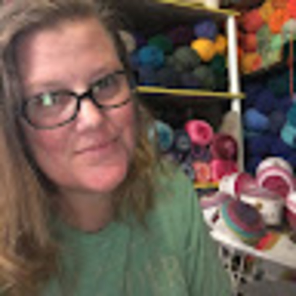 Meet your Posher, April